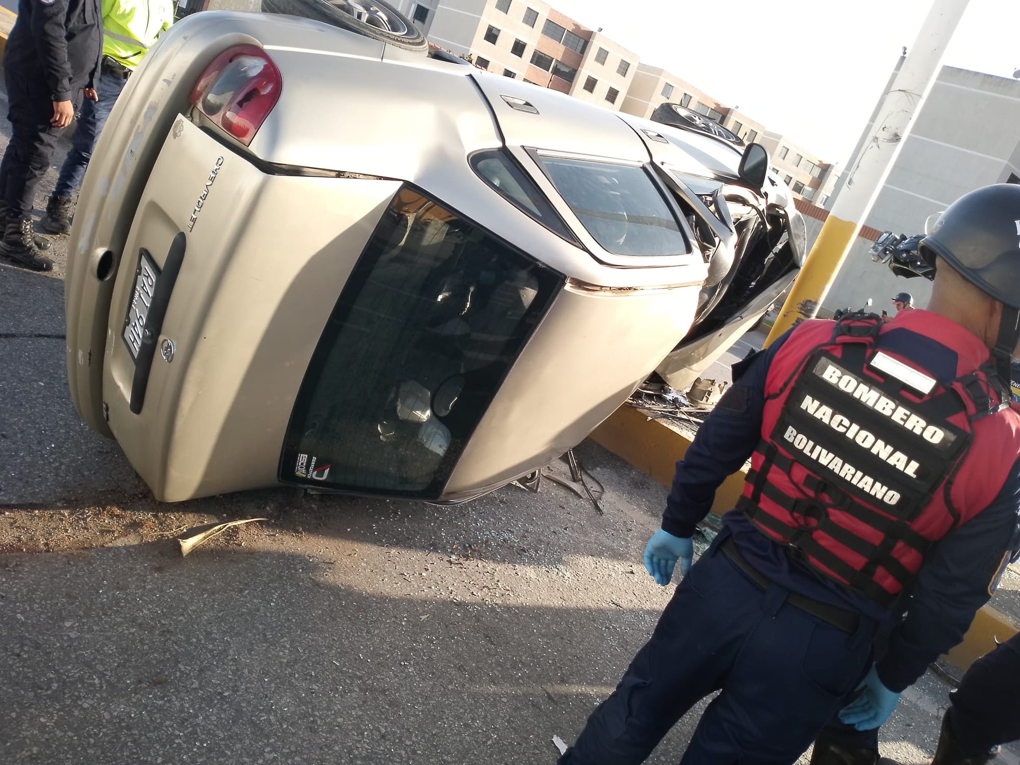 Joven perdió la vida tras chocar su vehículo contra un poste en Cumaná