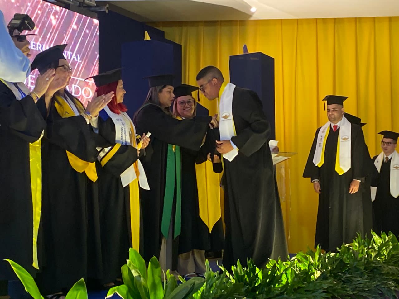 MONAGAS | Unerg MaturĂn egresĂł la primera promociĂłn de mĂ©dicos cirujanos