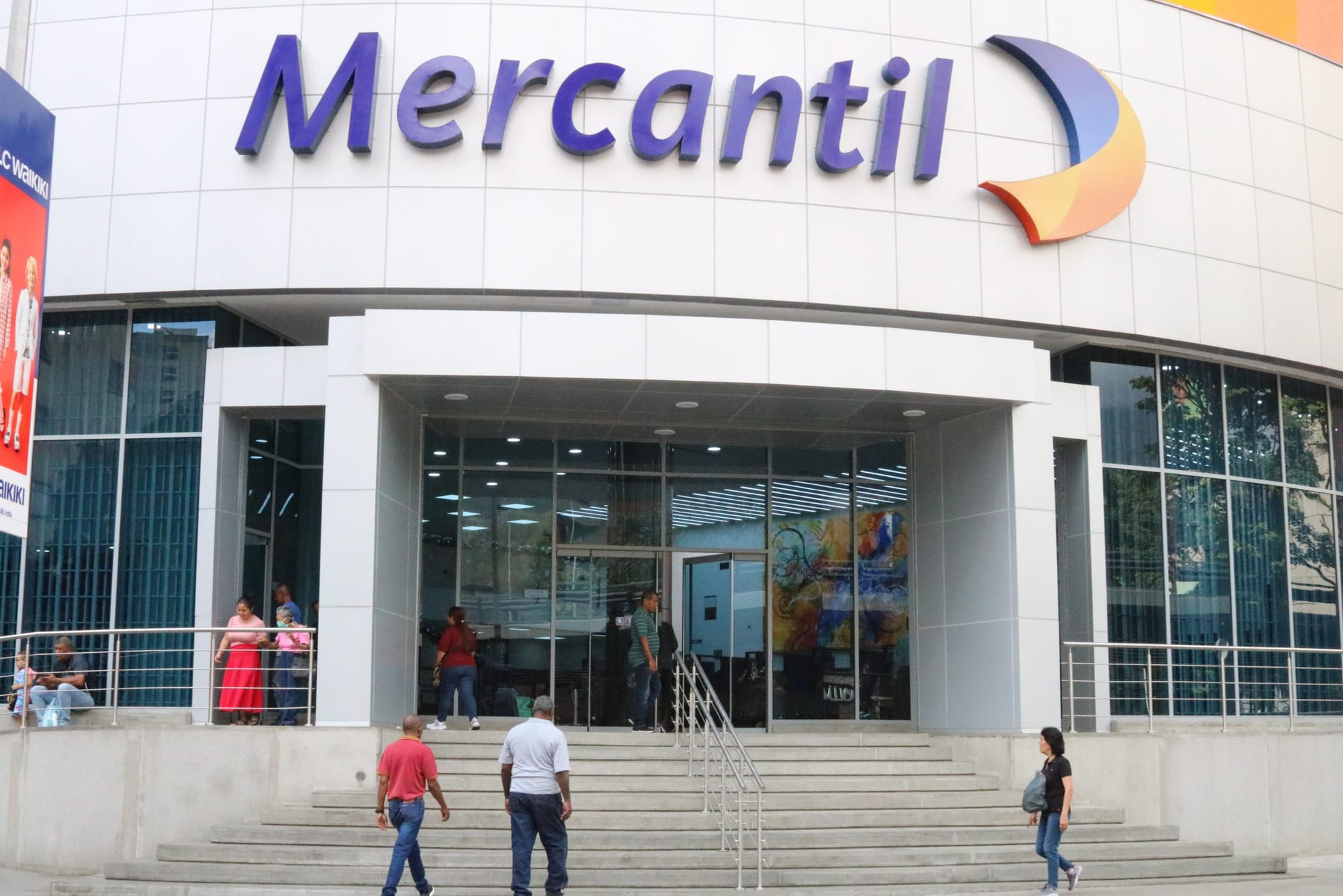 Usuarios del Banco Mercantil reportaron fallas en servicios digitales este #01DIC