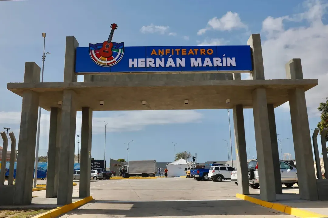 SUCRE | Inaugurado el anfiteatro «Hernán Marín» en la Cinta Costera de Cumaná