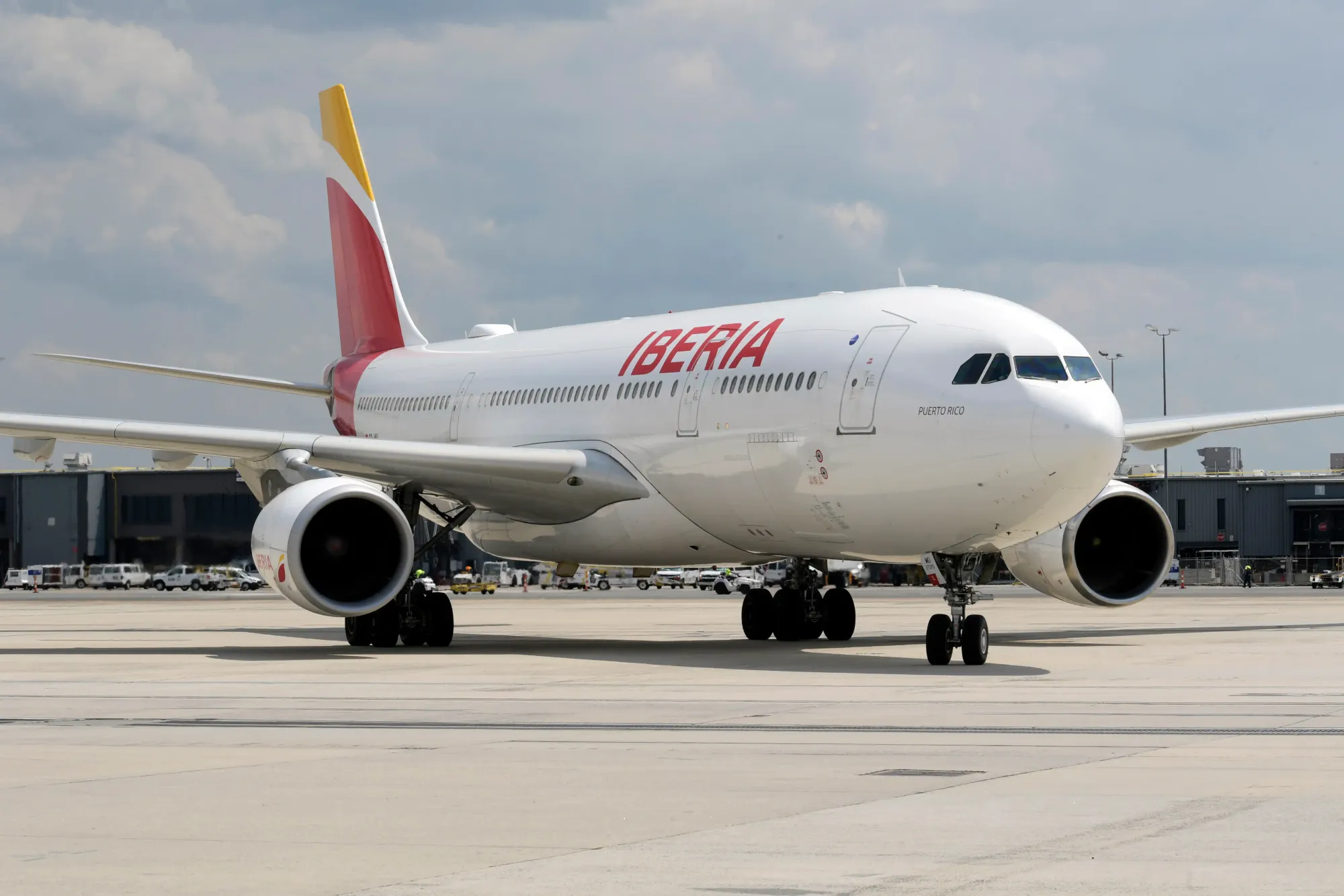 Iberia prevé retomar vuelos a Venezuela a partir de abril