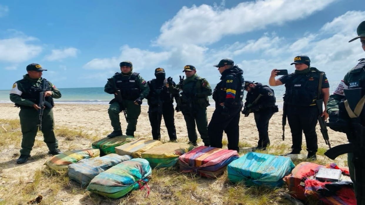 FANB detuvo a dos personas e incautó 380 kilos de cocaína durante operativo en Zulia