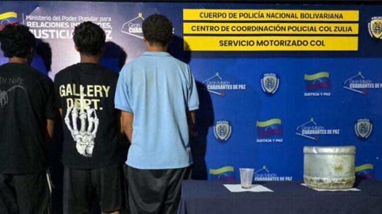 Detenidas tres personas en Cabimas por bañar con aguas negras a un adolescente