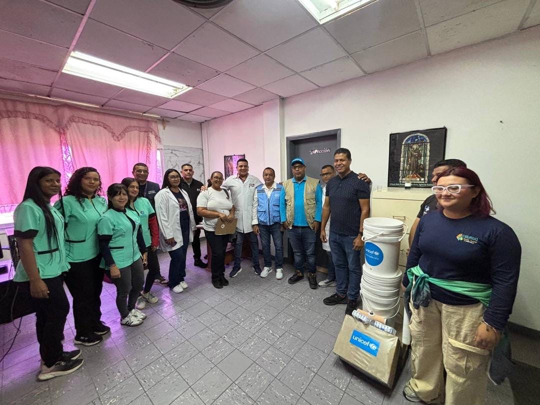 SUCRE | Dotaron con filtros, jabones y pastillas potabilizadoras a 41 centros de salud en Sucre
