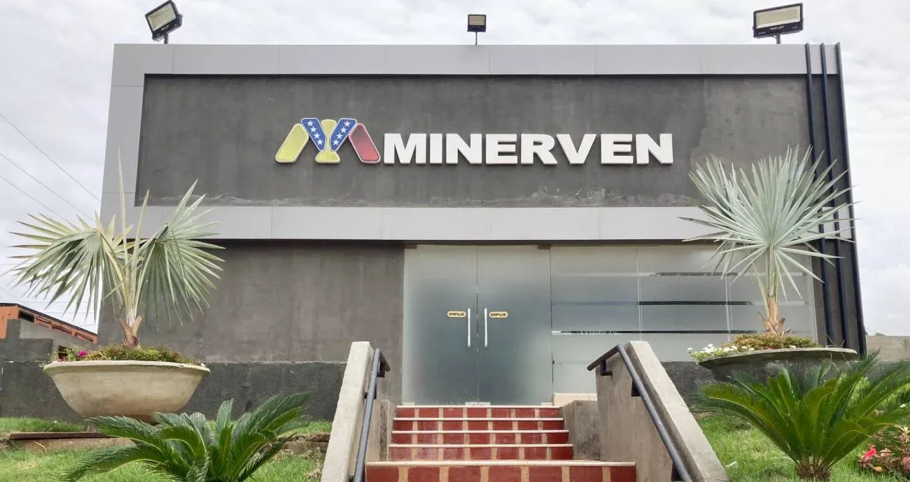 Ejecutivo ordenó fusionar Minerven con la Corporación Venezolana de Minería