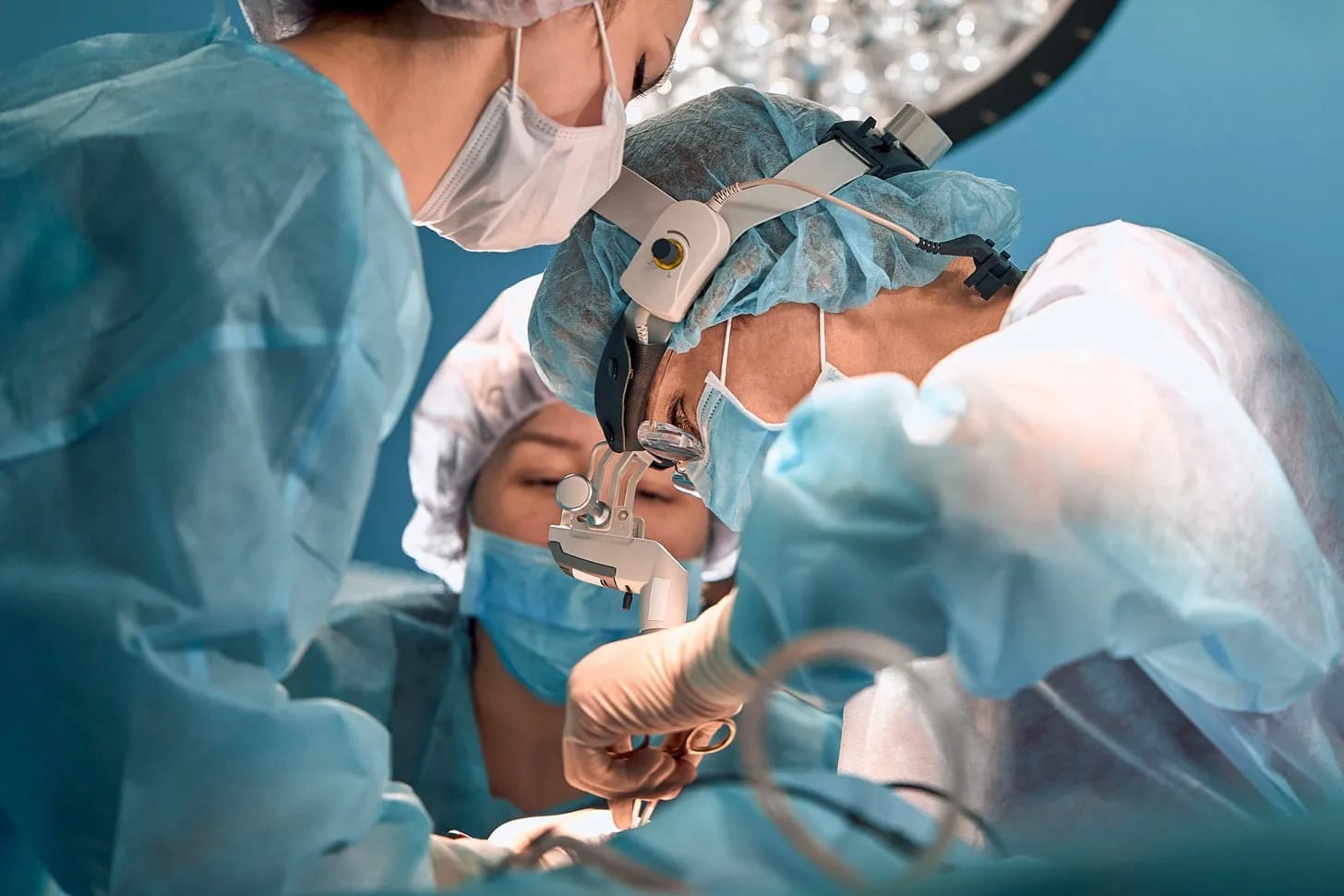 Atraparon a falsa cirujana en Argentina que operaba con un título falso de Venezuela