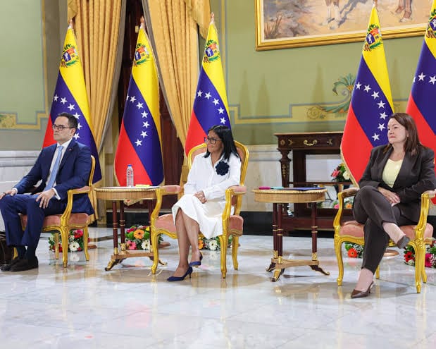 Venezuela firmó un nuevo acuerdo con Chevron para elevar la industria petrolera