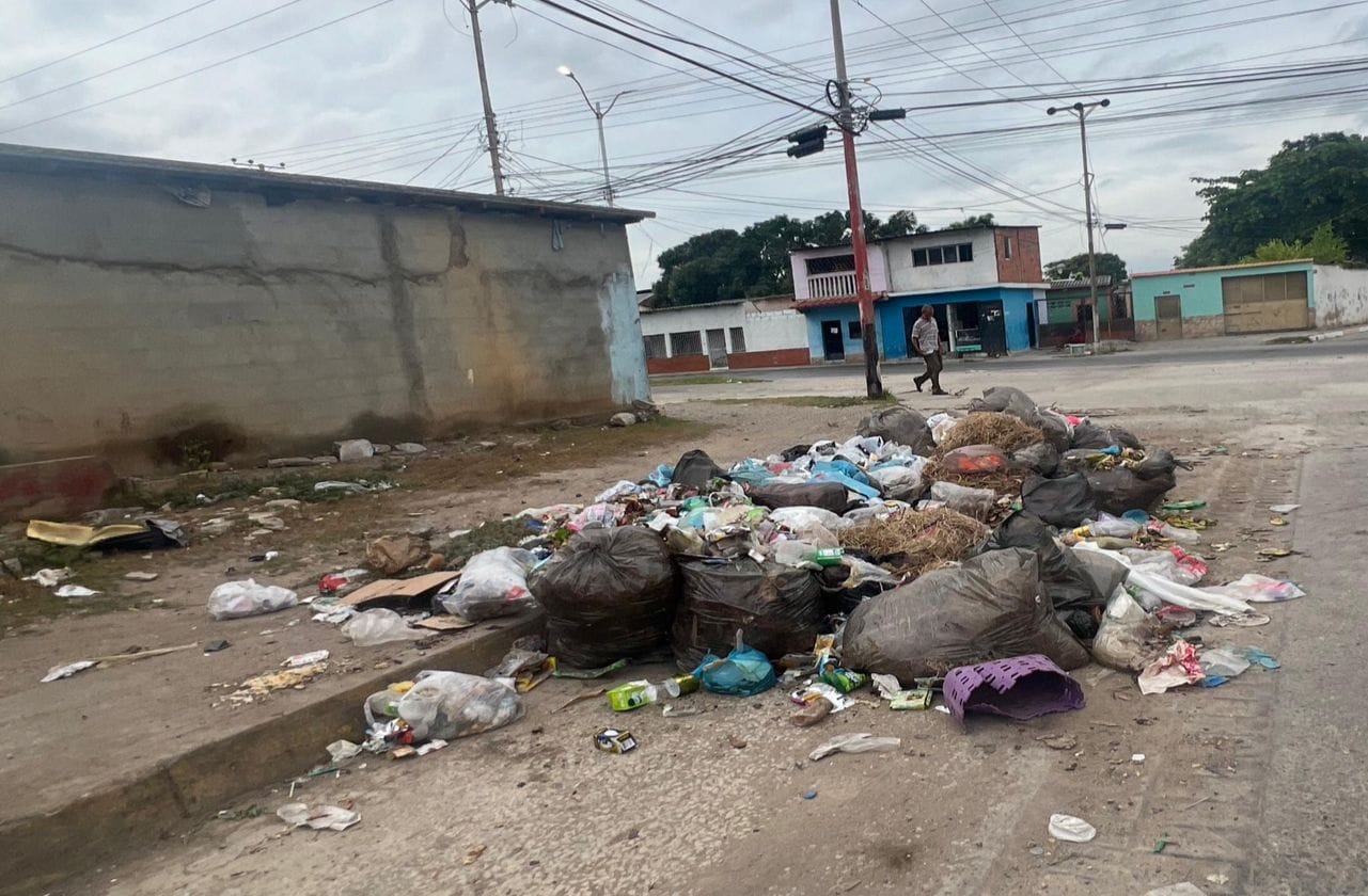 SUCRE | Habitantes de Las Palomas en Cumaná protestaron en reclamo de mejores servicios