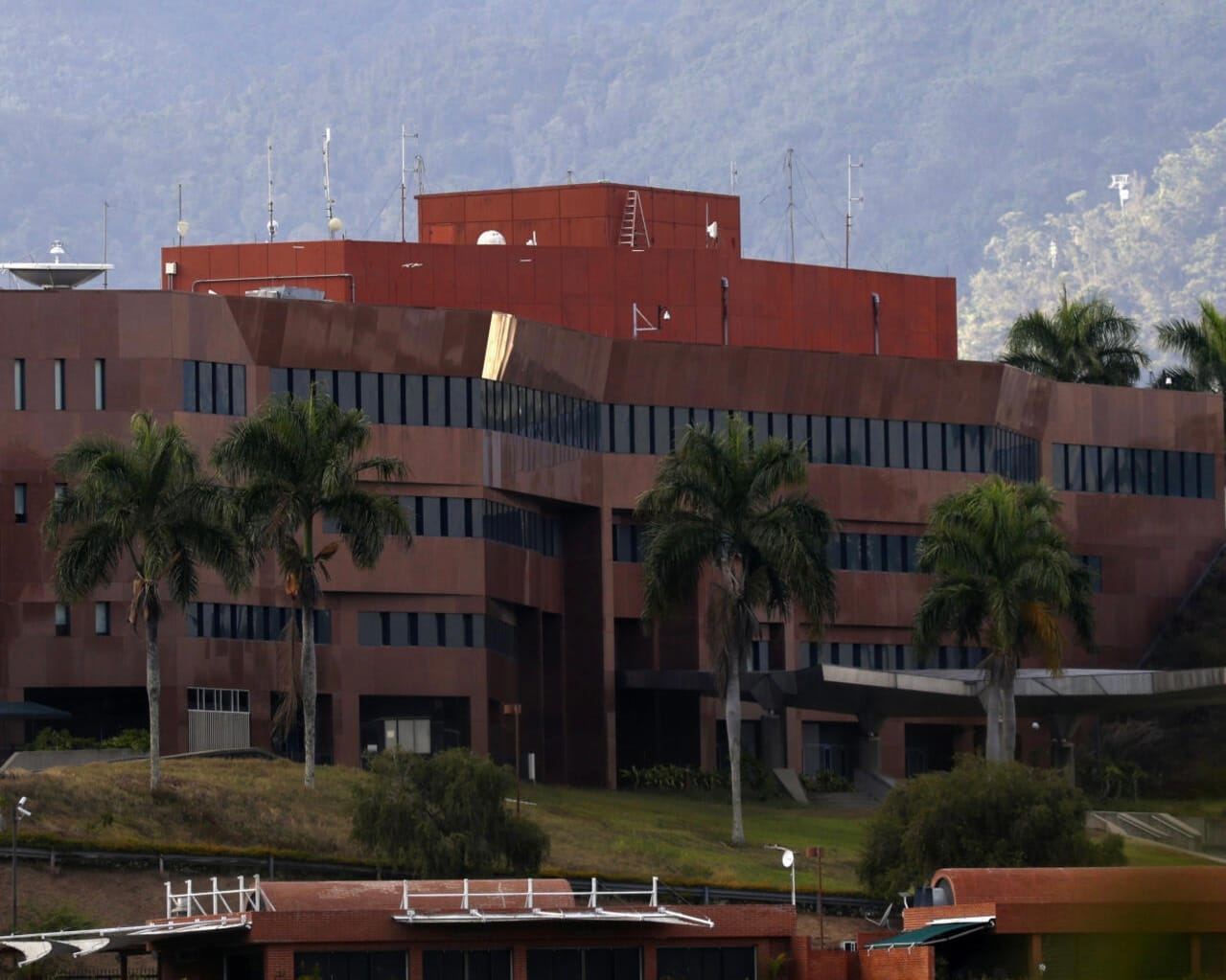 EE.UU. solicitó al Congreso 14,3 millones de dólares para su embajada en Venezuela