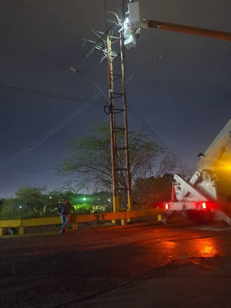 SUCRE | Cuatro municipios de Sucre llevan más de 15 horas sin luz: autoridades trabajan para restablecer el servicio