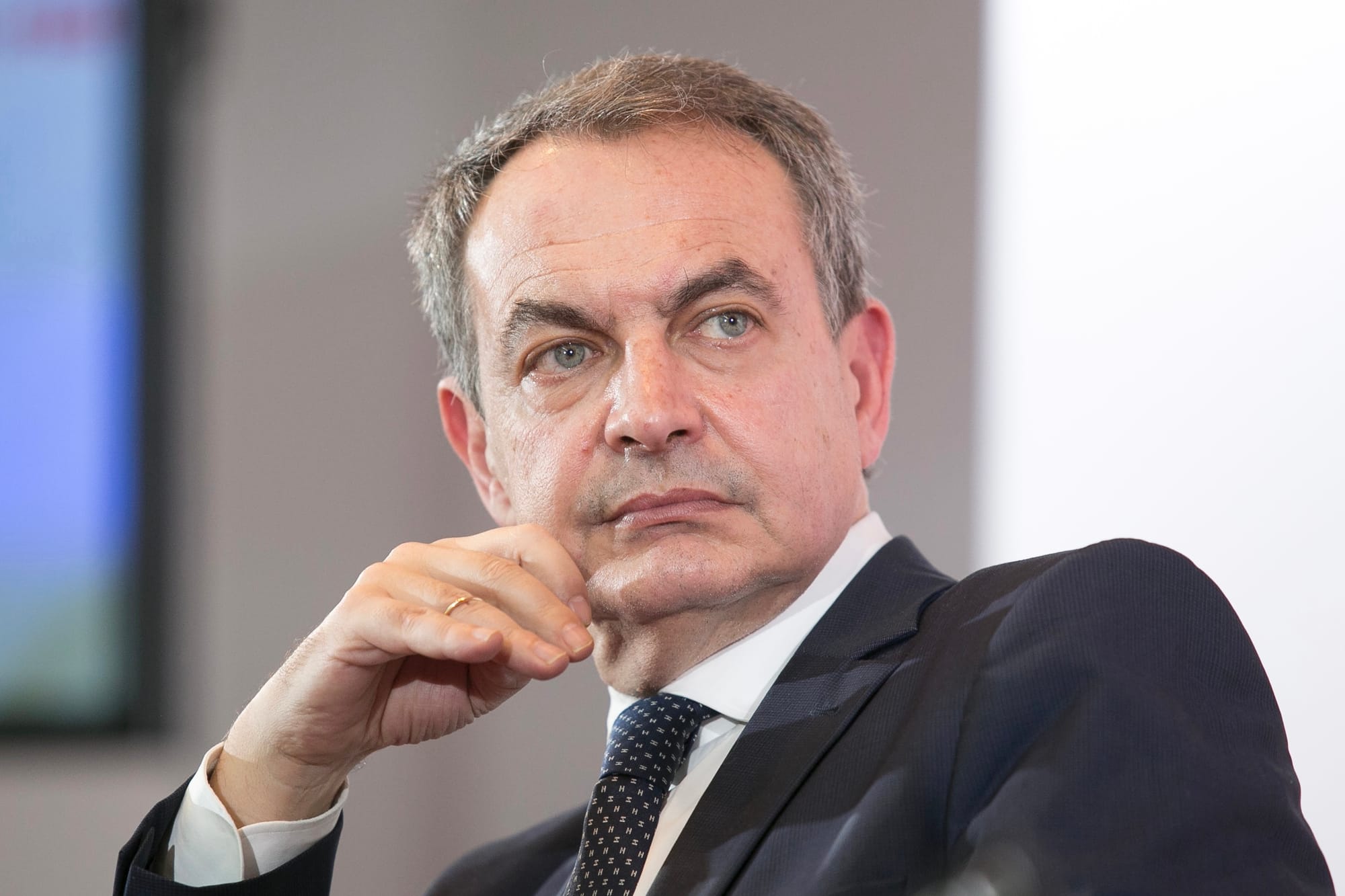 Fiscalía española solicitó medidas cautelares contra Zapatero, quien defendió su inocencia ante el juez