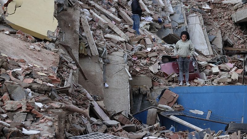 Ascendió a 1.719 el número de fallecidos tras los terremotos en Venezuela, según nuevo balance