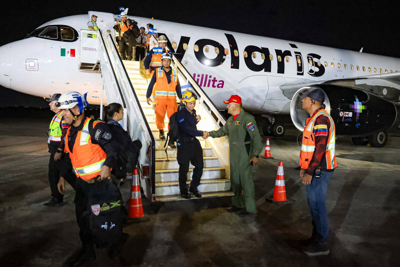 17 países han enviado equipos de rescate a Venezuela por terremotos
