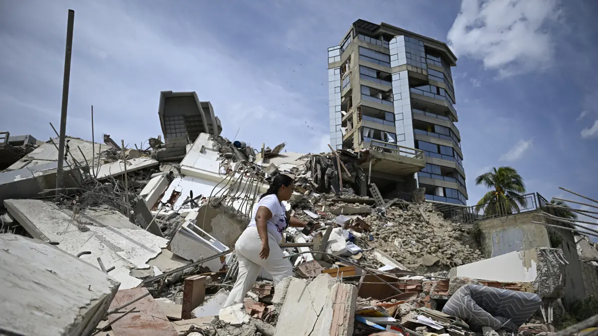Gobierno actualizó a 4.490 el balance de víctimas mortales por los terremotos