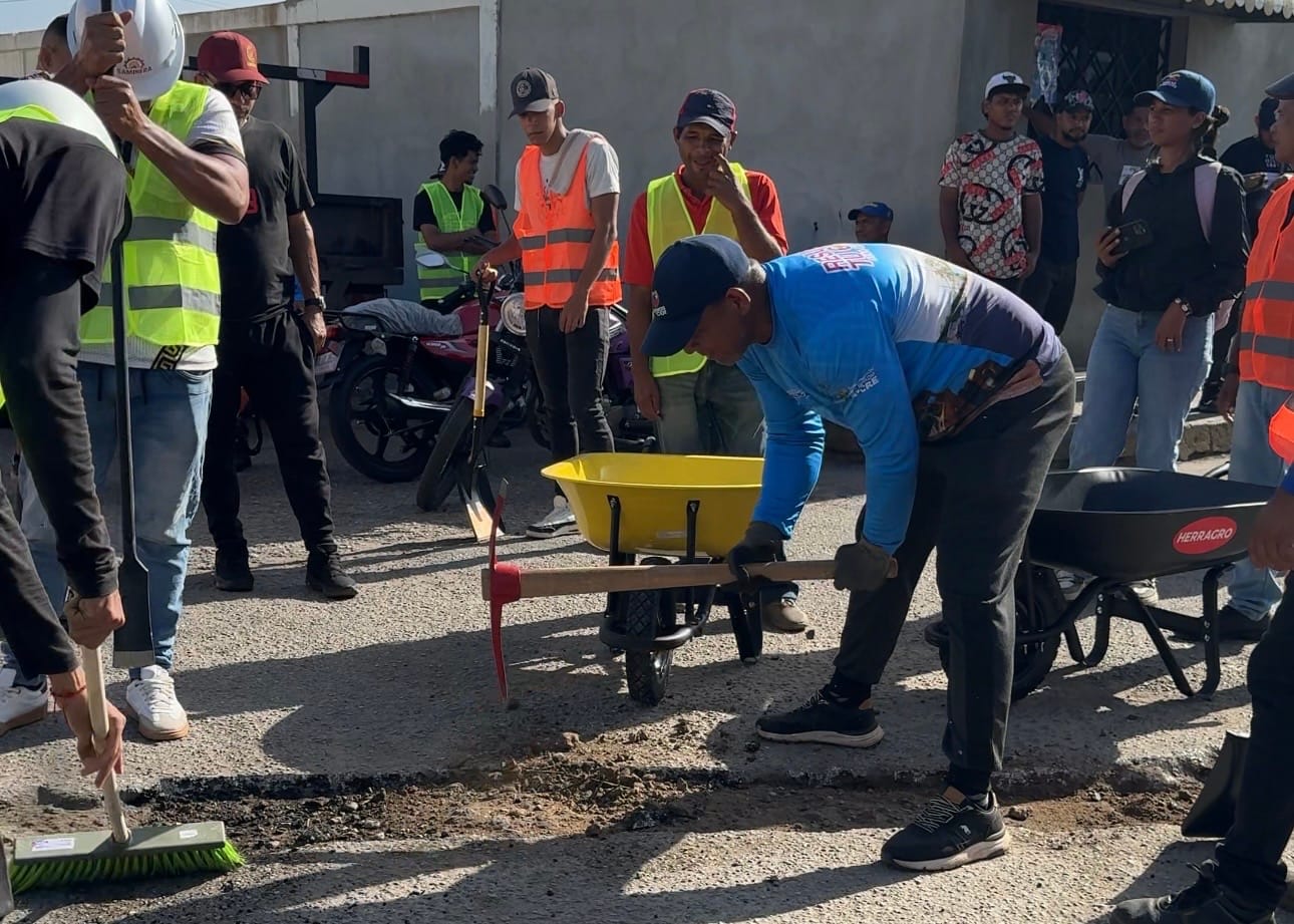 SUCRE | Gobernación de Sucre inició la primera fase del plan de bacheo «Resuelve Tu Calle»