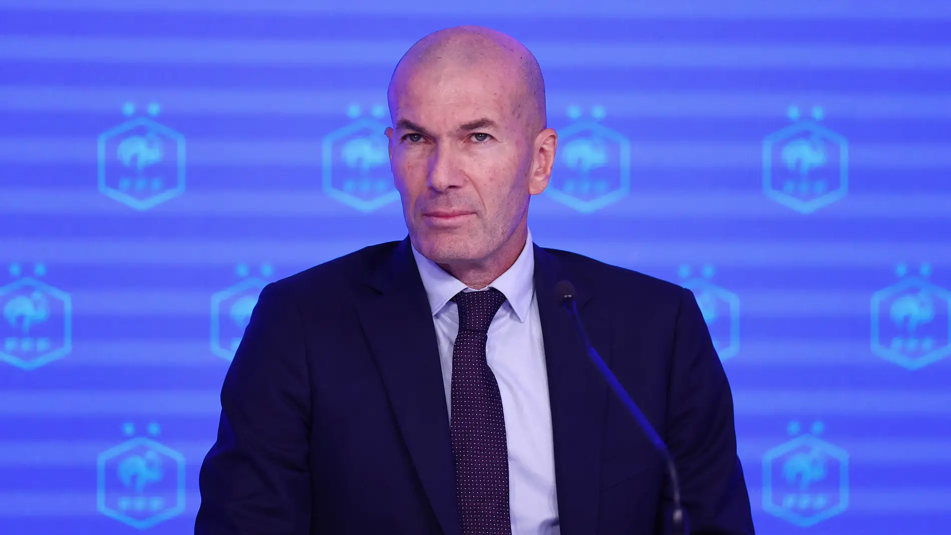 Zinedine Zidane fue presentado como el nuevo entrenador de la selección de Francia
