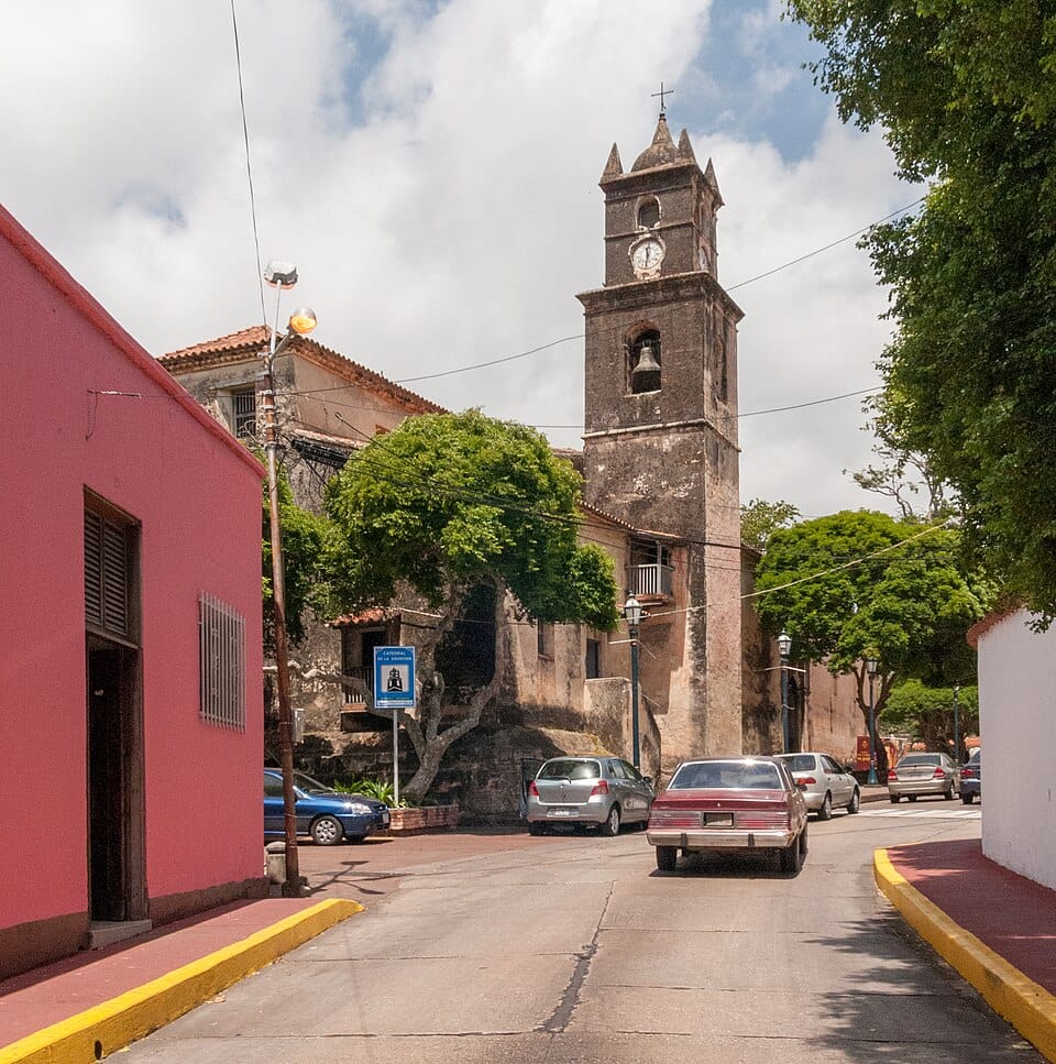 NUEVA ESPARTA | Cronistas denunciaron deterioro de los Cascos Históricos de La Asunción y Pampatar