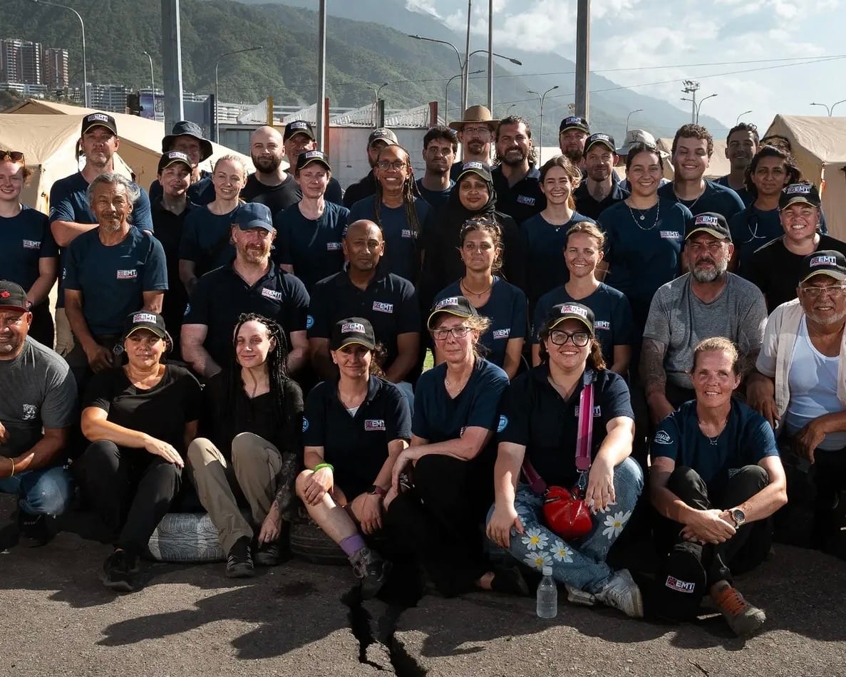 Equipo médico britanico culminó mision en venezue a tras atender a 3.000 afectados por terremotos