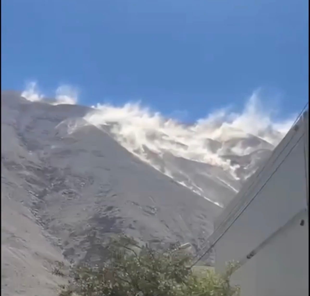 Primeras imágenes: Terremoto de 7,2 se registró en el sur de Perú este jueves