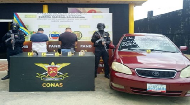 Dos hombres fueron detenidos en Lechería por presunta extorsión