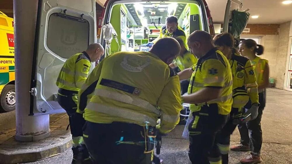 Joven venezolano recibió un impacto de bala en la cabeza mientras caminaba por Madrid