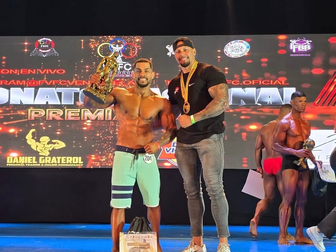 Atleta sucrense se alzó como ganador overall en campeonato nacional de fisicoculturismo