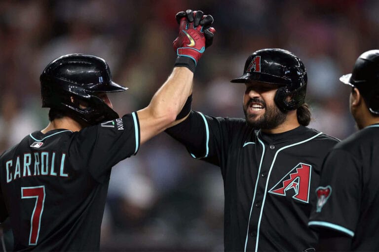 Eugenio Suárez se ubicó como el tercer venezolano con más jonrones en la MLB