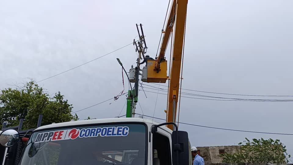 SUCRE | Corpoelec mantiene despliegue en Cumaná para atender a afectados por fuertes lluvias
