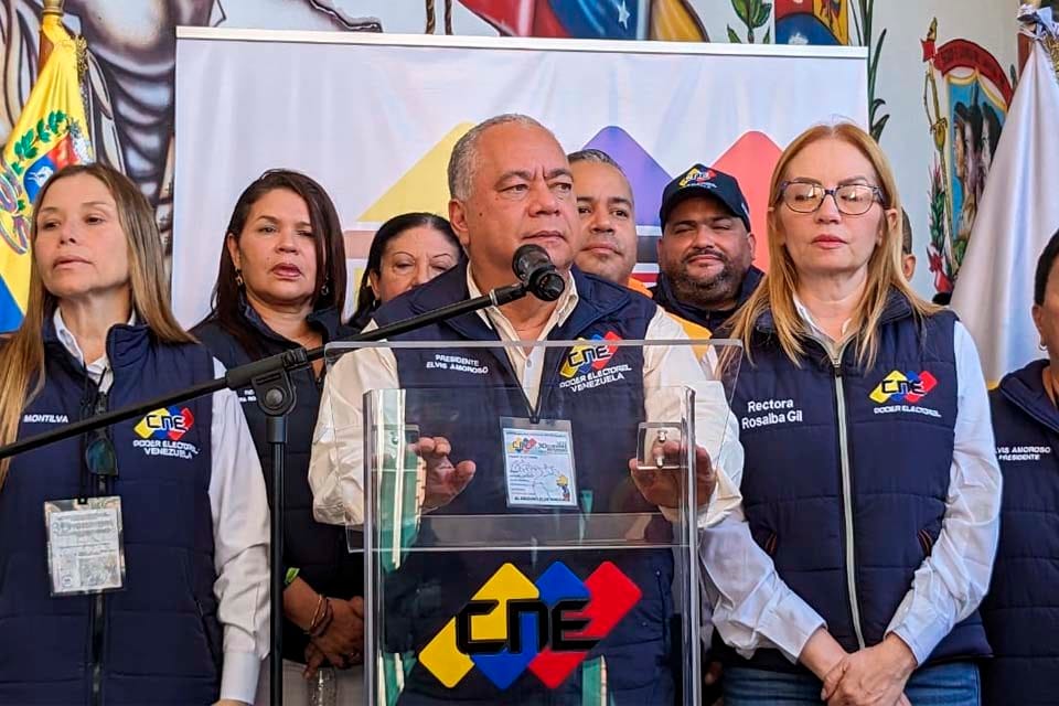 CNE extendió jornada de votación hasta las 8:00 p.m. de este 27 de julio