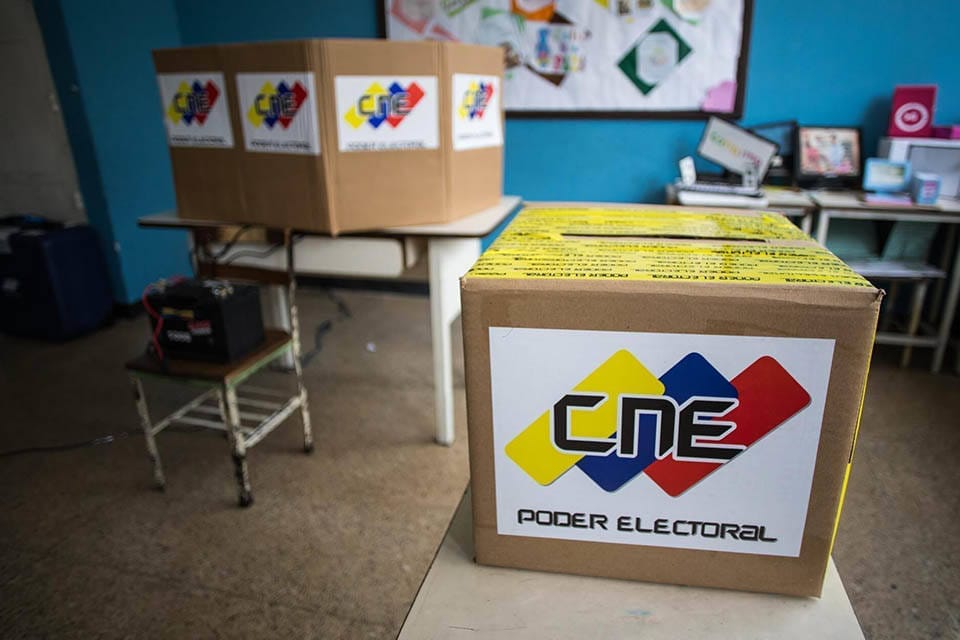 CNE anunció que fue distribuido 100% del material electoral para los comicios municipales
