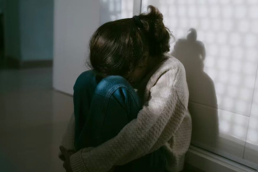 Detenidos por negligencia familiares de una niña de 11 años embarazada en El Tigre