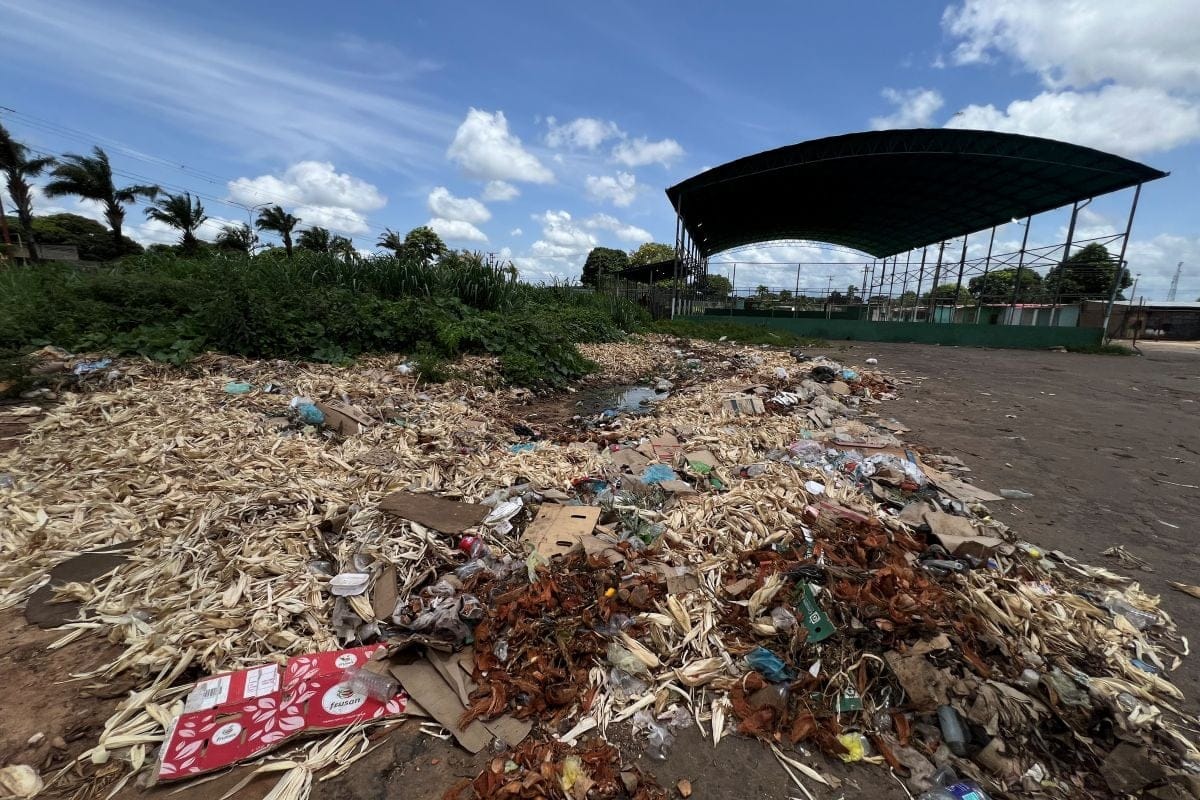 MONAGAS | Basura y malos olores aquejan a usuarios del Mercado del Avión de Maturín