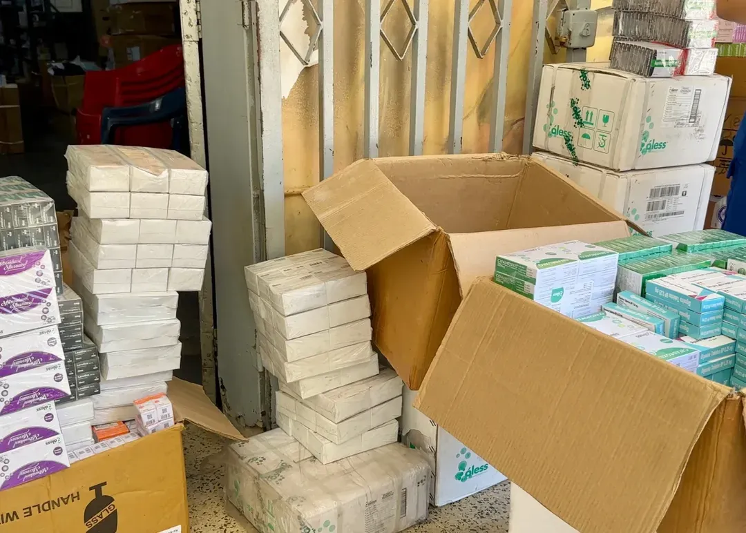 SUCRE | FundaSalud recibió dotación de medicamentos e insumos para la atención ciudadana