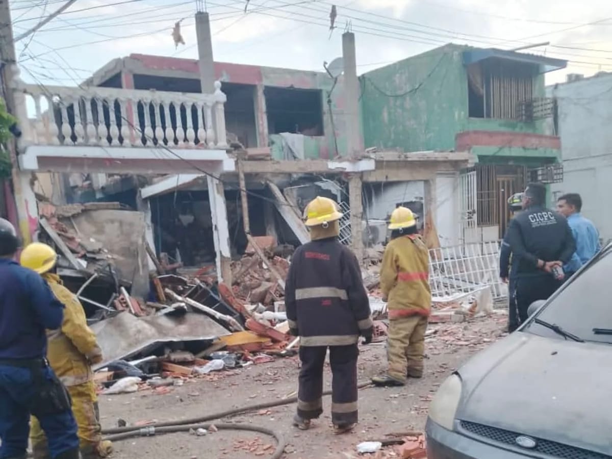 12 heridos en Barcelona tras incendio por presunta fuga de gas en una vivienda