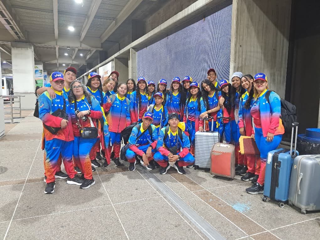 SUCRE | Jóvenes sucrenses viajaron a México por buen desempeño académico