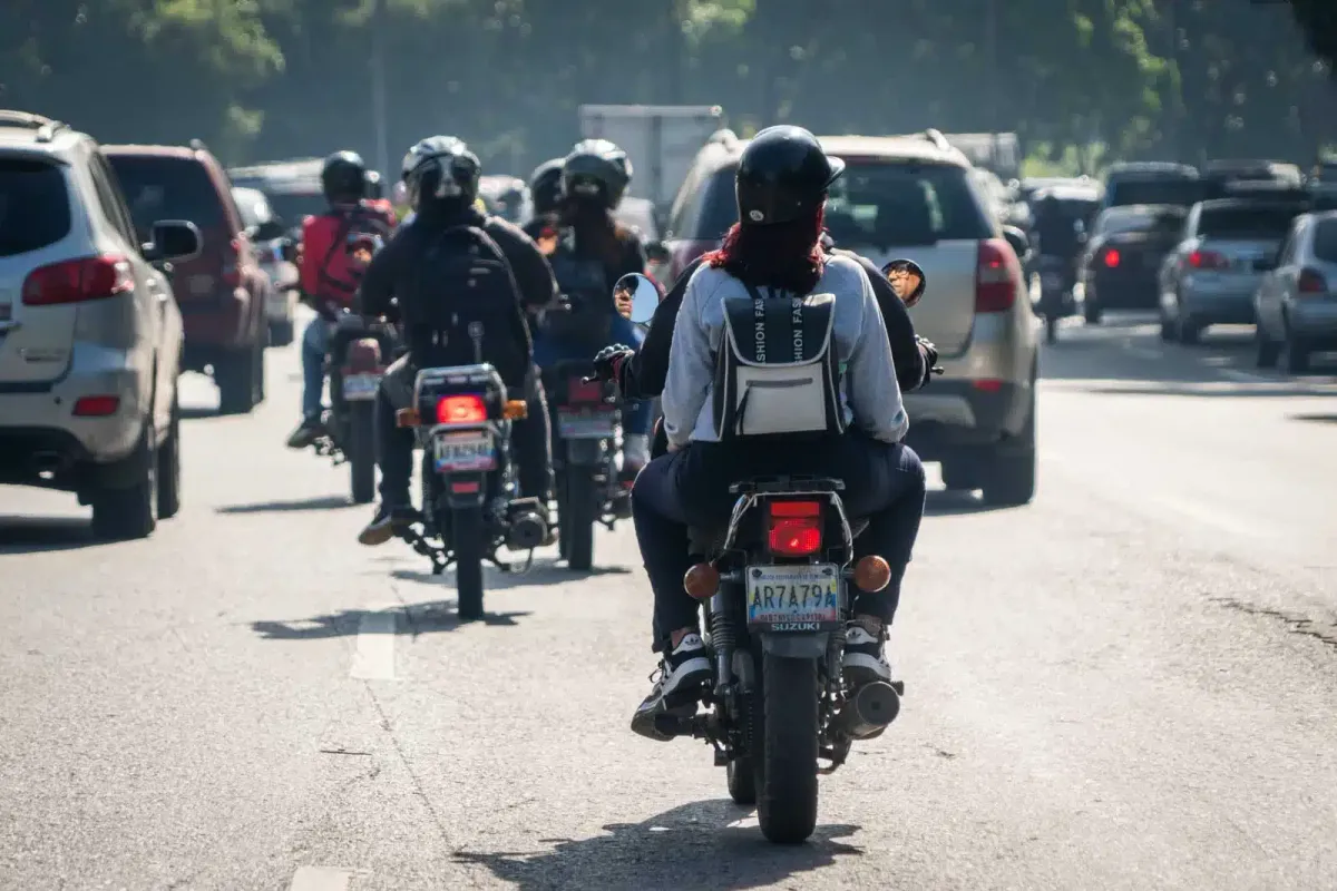 Casi 18 mil motorizados han recibido multas de tránsito en lo que va de 2025