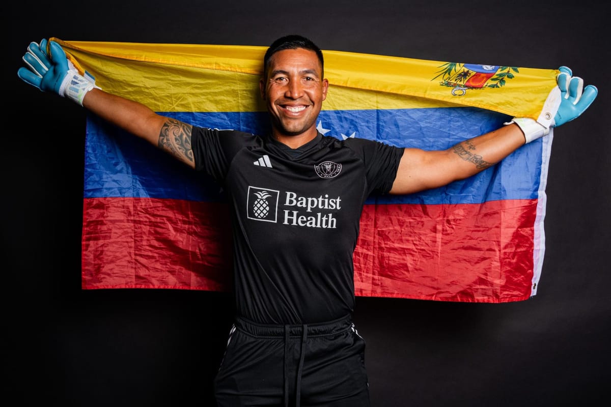 Entrenador venezolano está formando futuros porteros de EE.UU. en «The Pro GK Academy»