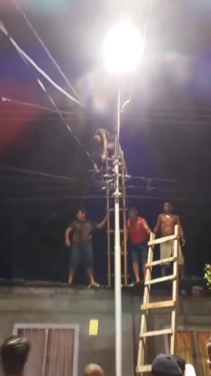 Hombre sufrió quemaduras tras recibir una fuerte descarga eléctrica en Carúpano