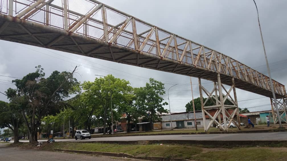 MONAGAS | Gobernador Ernesto Luna anunció la recuperación de pasarelas en Maturín