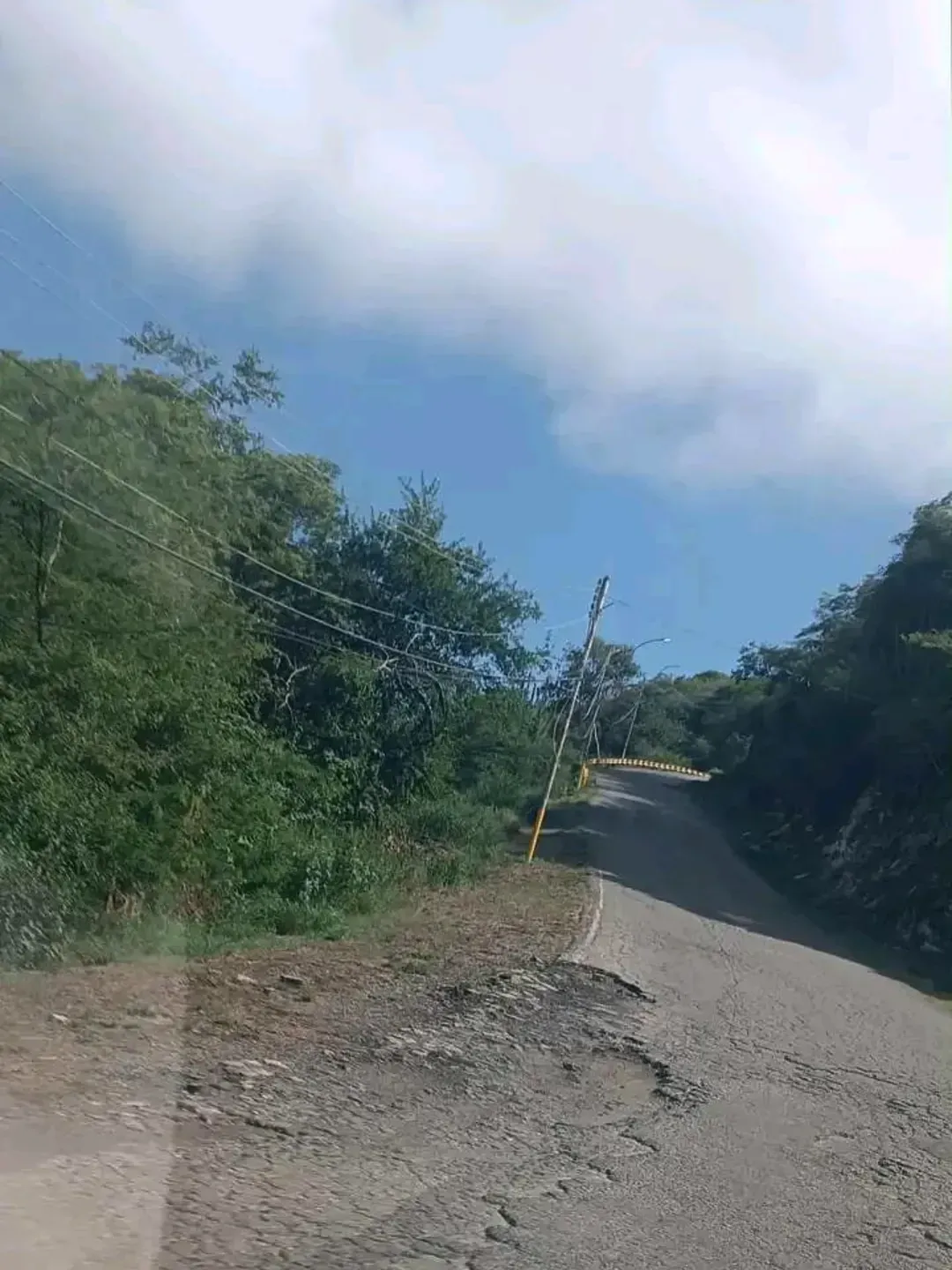 NUEVA ESPARTA | Conductores de Margarita exigieron asfaltado de la vía del Portachuelo de Guamare