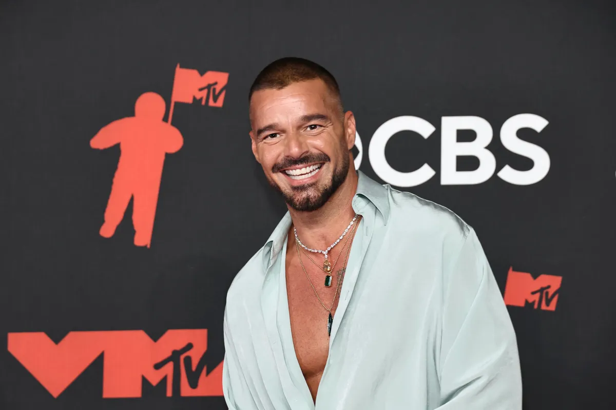 Ricky Martin se convirtió en el primer artista en recibir el Latin Icon Award de los MTV VMA's