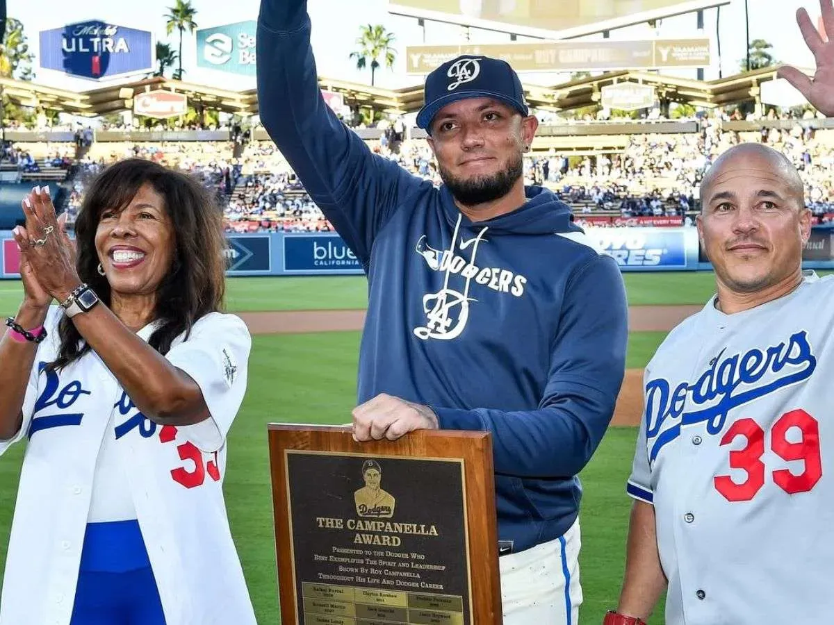 Venezolano Miguel Rojas recibió su segundo Premio Campanella con los Dodgers