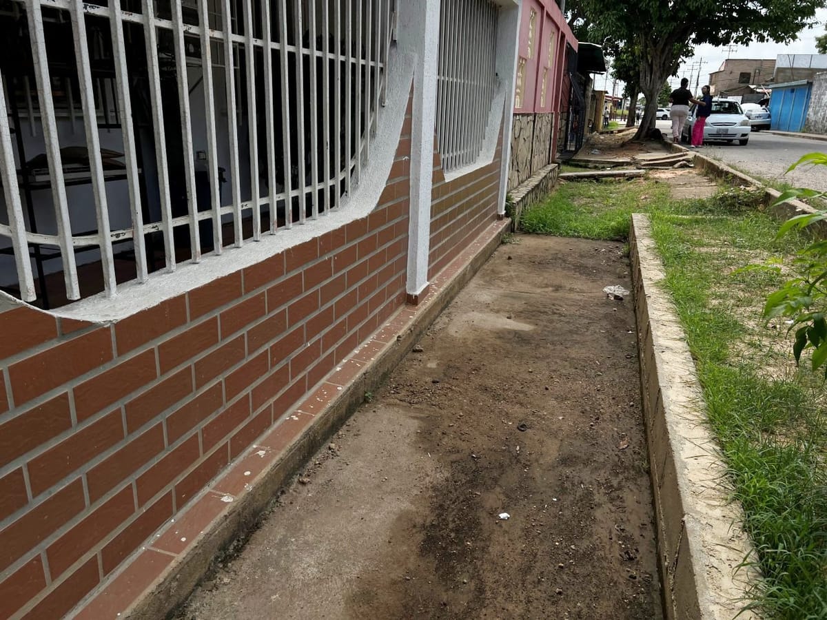 MONAGAS | Vecinos de Los  Godos solicitaron reparación de desagüe que ocasiona inundaciones cuando llueve