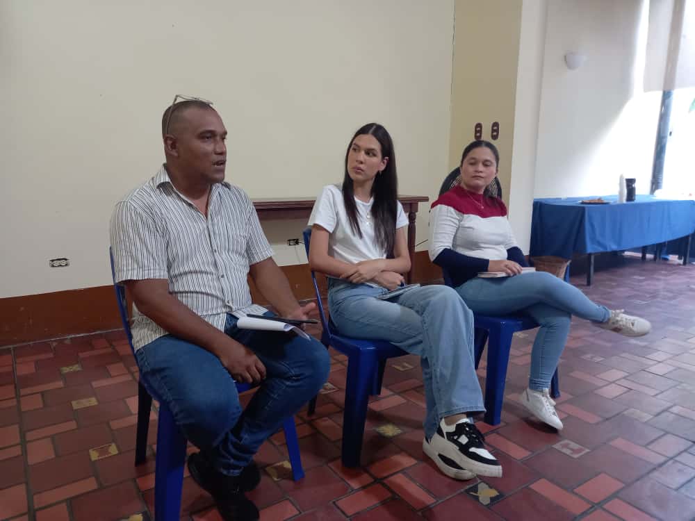 SUCRE | Casa Ramos Sucre recibió círculo de lectura sobre periodismo y desiertos informativos