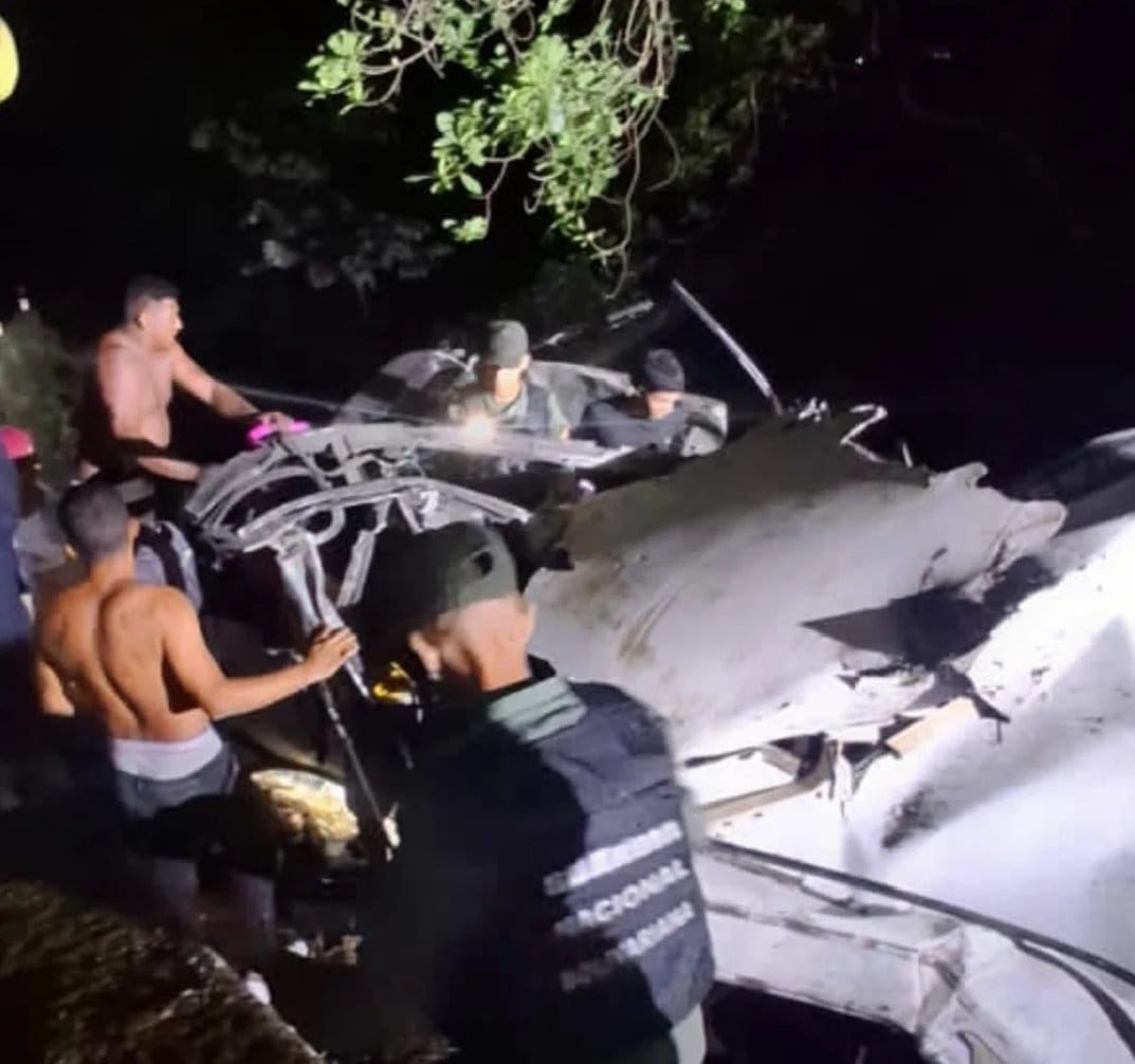 Dos muertos y más de 30 heridos por accidente en la carretera Maracay-Choroní