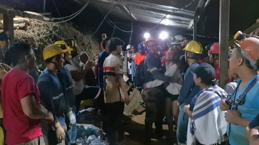 23 mineros fueron rescatados tras 48 horas en un socavón en Colombia