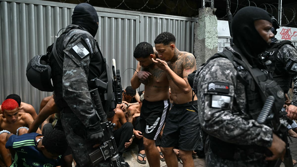 Redadas en favelas de Río de Janeiro dejaron 64 muertos y 81 detenidos