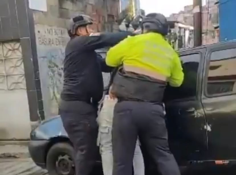 Fiscal general solicitó orden de aprehensión contra dos funcionarios que agredieron a un ciudadano en Catita