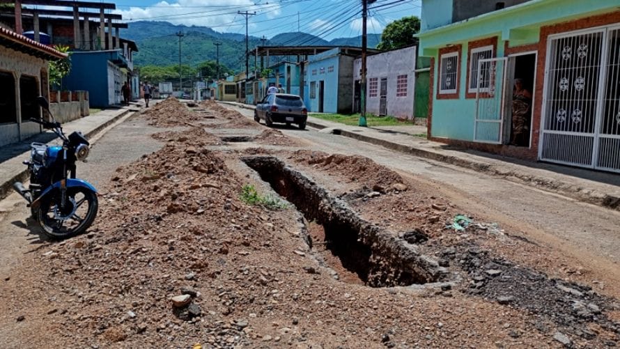 SUCRE | Sector 9 de Abril de San Martín a la espera de sustitución de colectores de aguas servidas