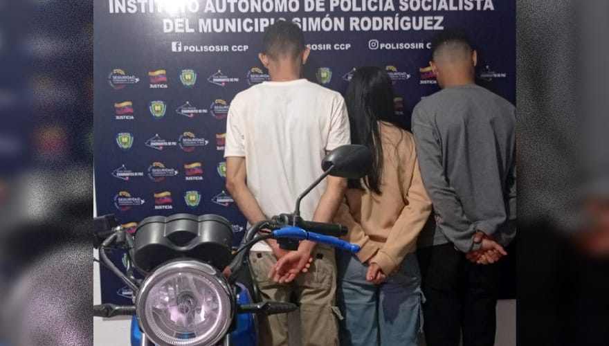 Detenidos cuatro jóvenes en Anzoátegui por desplazarse en la misma moto